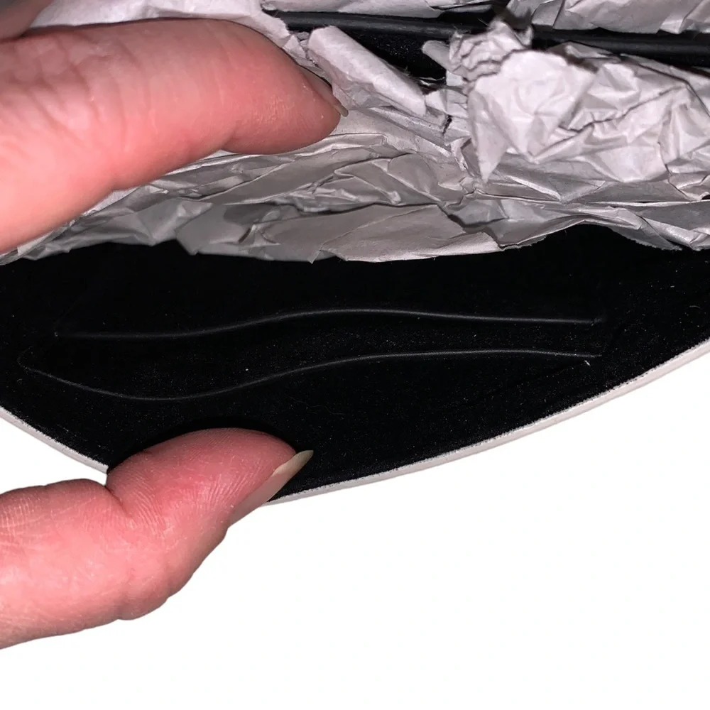 STEVE MADDEN 3-in-1 Pewter Convertible Bag - Picture 5 of 7